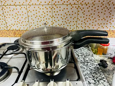 Cheffline Stainlesss Steel Pressure Cooker with Lids - 5L