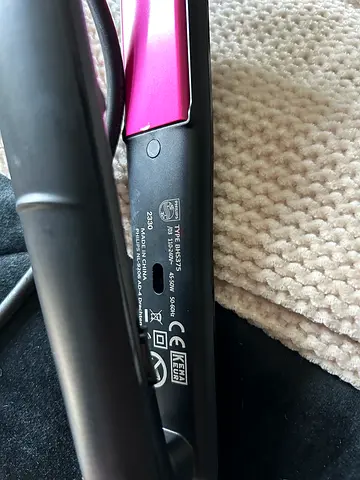 Philips Hair Straightener / Flat Iron - Good Condition
