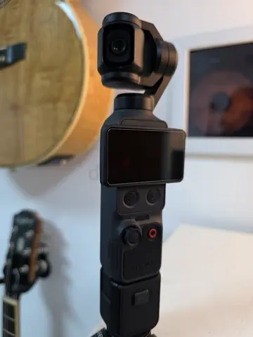 DJI Osmo Pocket 4 + Neewer Wide Angle Filter & Mini Tripod + Neewer Hard Travel Case
