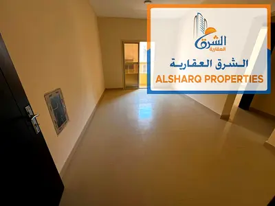 شقة غرفة وصالة في ثاني صف من كورنيش عجمان، بموقع مميز ومساحة كبيرة، قريبة من جميع الخدمات وبأفضل سعر.