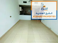One bedroom and living room, master bedroom, private parking, 2 bathrooms, American-style kitchen, b