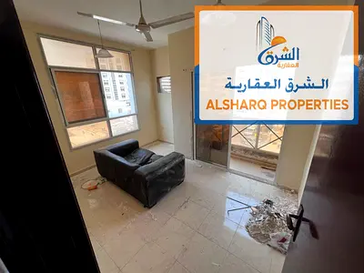 فرصة مميزة للإيجار السنوي تصلح شيرينج او موظفين مساحه ممتازه