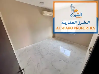 الراشديه 3 عجمان _تكييف سبيلت _قريب من جيع الخدمات _علي بعد خطوات من كورنيش _سكن عائلات _تشطيب ممتاز