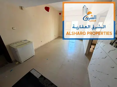 فرصة مميزة للسكن في الراشدية 2 _ داخل شقة غرفة وصالة ببلكونة وإطلالة ممتازة _مع تكييف مركزي وصيانه علي المالك _ موقع حيوي سهل النخرج الي دبي والشارقه