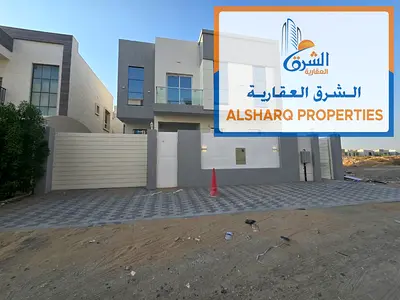 فيلا جديدة أول ساكن في الياسمين عجمان طابقين وروف 5 غرف نوم مجلس وصالة وغرفة خادمة تشطيب راقي 100000 على 4 دفعات أو 95000 دفعة واحدة