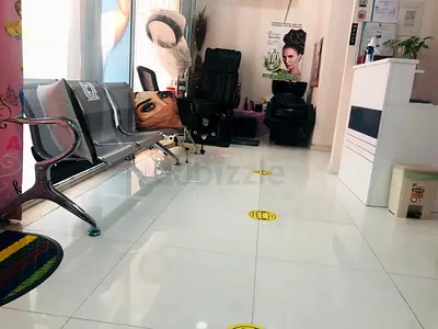 Ladies Salon