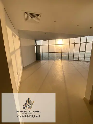 🏠 **Annual Rent - Al Majaz, Sharjah** ✨ 3 Bedrooms & Living Room - **First Occupancy** in a Prestigious Tower 🌊 Direct Sea View 🏋️‍♂️ Free Gym 🚗