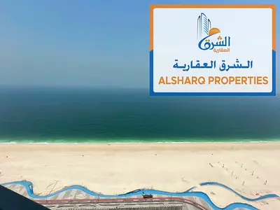 شقة 3 غرف وصالة في أبراج كورنيش عجمان، إطلالة بحرية بانورامية، مساحات واسعة، بلكونات، جيم، مسبح، باركن خاص وموقع مميز.