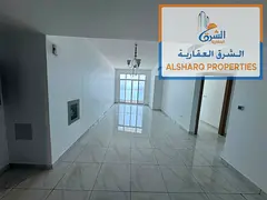 First occupancy - Direct sea view - Master bedroom - Built-in wardrobes - Separate living room - Bal