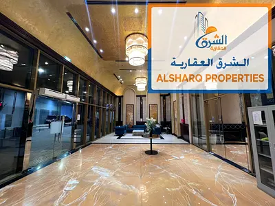 كورنيش عجمان | شقة فاخرة للإيجار | إطلالة بحرية مباشرة | غرفتين وصالة | مسبح وجاكوزي | باركنج | 75 ألف
