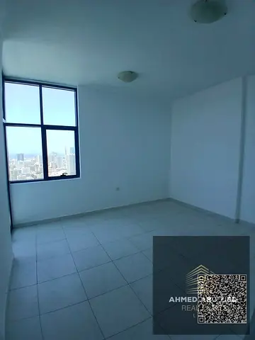 عرض لفترة محدودة: شقة ثلاث غرف وصالة واسعة مع 3 بلكونات وموقف سيارات مجاني في أبراج الفالكون - الراشدية 2  فرصة عائلية استثنائية للإيجار السنوي