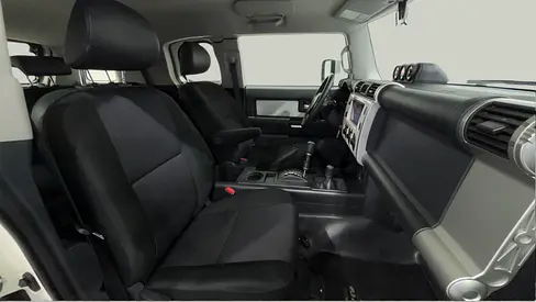 2020 Toyota FJ CRUISER photo 6