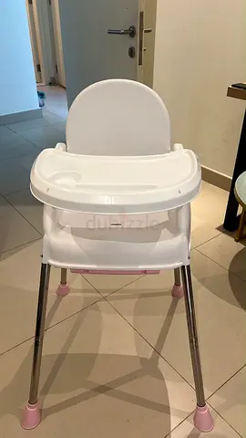 White Baby High Chair with Tray - Good Condition