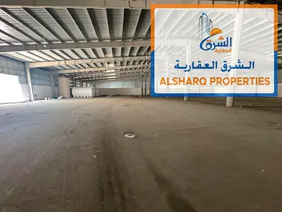 مستودع صناعي جديد 35,000 قدم للإيجار في الصناعية 1 عجمان مع 6 مداخل ومساحة ضخمة للتخزين والتشغيل