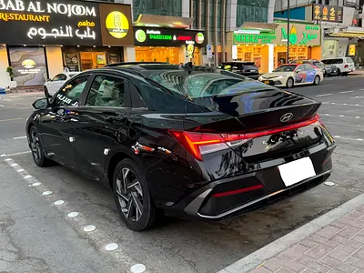 2025 Hyundai ELANTRA 缩略图 7