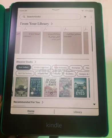 Amazon Kindle Coloroft eReader with leather case - Excellent condition