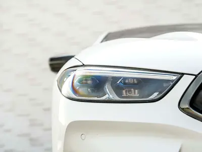 صورة 5 لـ 2021 BMW 8-SERIES