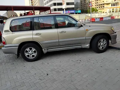 2004 Toyota LAND CRUISER 照片 3
