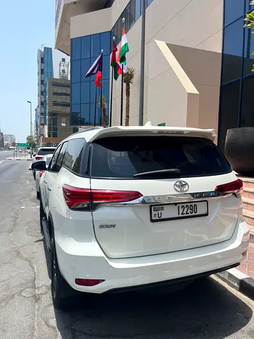 2019 Toyota FORTUNER 照片 10