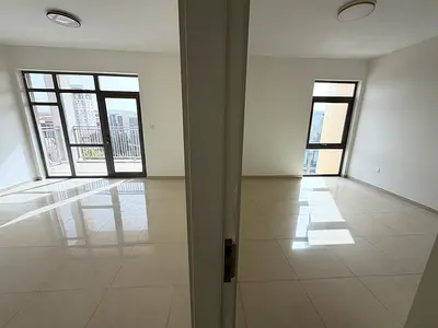 Semi closed kitcehn // One Bedroom // 2 washroom// very spacious // balcony