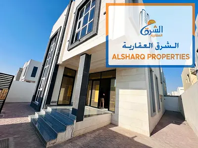 Ready-to-move-in villa _ 5 master bedrooms _ Maid's room _ Al-Haliyo 2 _ 95,000
