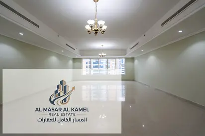 🏡 4 Bedrooms & Living Room with Hallway for Annual Rent ✨ 📐 Area: 2,500 sq ft 🛏️ Spacious Living Areas + Master Bedroom 🚿 4 Bathrooms 💰 Rent: AED