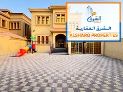 Large courtyard | Indoor majlis | Outdoor majlis | Large setback area | Prep kitchen | Main kitchen 