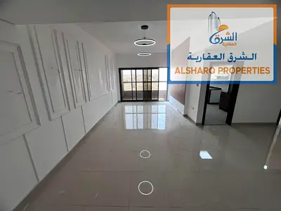 غرفتين وصاله للايجار السنوي مساحات كبيره بلكونه ب اطلاله مفتوحه خزائن بالحائط باركينج داخل البنايه