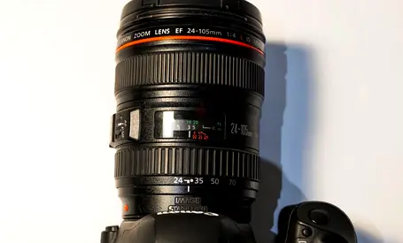 Canon 6d mark II with EF 24-105mm f/4 L IS Zoom Lens on DSLR (Good Condition)