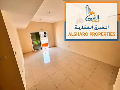 غرفتين وصالة بالمويهات 3، مساحة كبيرة جدًا، 2 حمام، ستور، موقع مميز وقريب جدًا من شارع الشيخ محمد بن زايد.