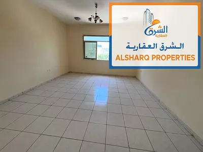 شقة غرفة وصالة بمساحة كبيرة وتشطيبات ممتازة، تتميز بأنها مضيئة بالكامل وتضم 2 حمام وتقسيمات مريحة.