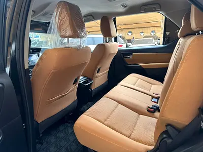 2017 Toyota FORTUNER 照片 7