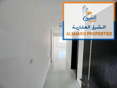 An excellent residential opportunity combining high privacy, spaciousness, and a prime location with excellent amenities! Second-occupancy apartment.