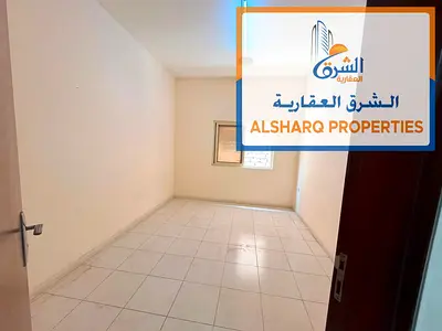 للإيجار السنوى في عجمان الحميديه1 بجوار محكمة عجمان صِاله ِومساحه كبيره وموقع متميز