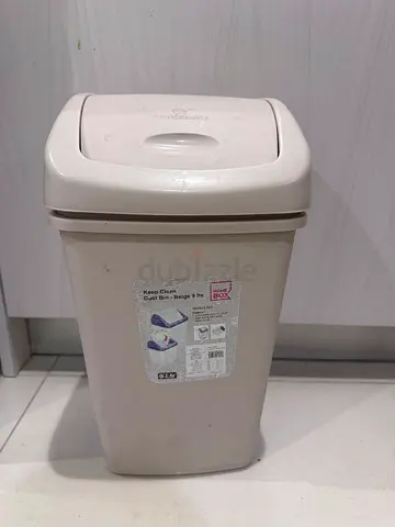 Dustbin bathroom