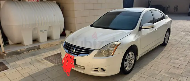 Nissan Altima 2012