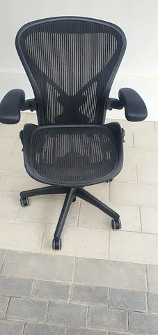 Herman Miller Areon Classic Chairs For Selling