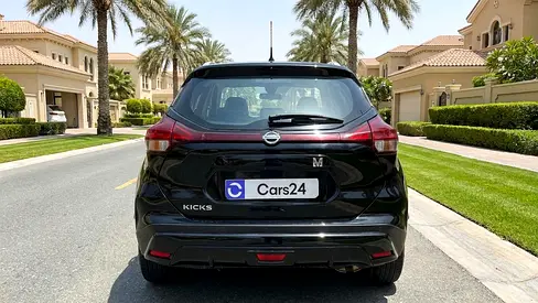 صورة 4 لـ 2022 Nissan KICKS