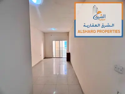 استديو مساحة كبيرة _ بلكونة باطلالة مميزة _ 6 دفعات _ سهل المخرج للشارقة ودبي