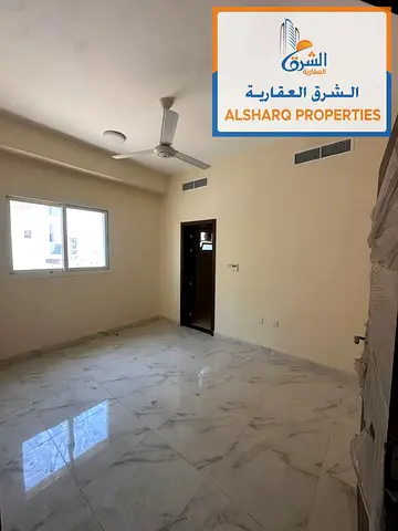 للإيجار السنوي – غرفتين وصالة في العالية | مساحة واسعة وموقع مميز