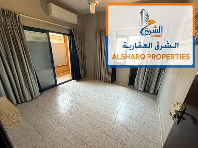 للايجار السنوي كورنيش عجمان غرفتين وصاله 2 حمام بلكونه اطلاله اسبليت 32 الف 4 دفعات