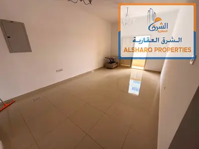 بلكونة باطلالة مفتوحة _ غرفة ماستر _ 6 دفعات _ 2 حمام كاملين _ موقع مميز بالقرب من جميع الخدمات _ سهل المخرج لدبي