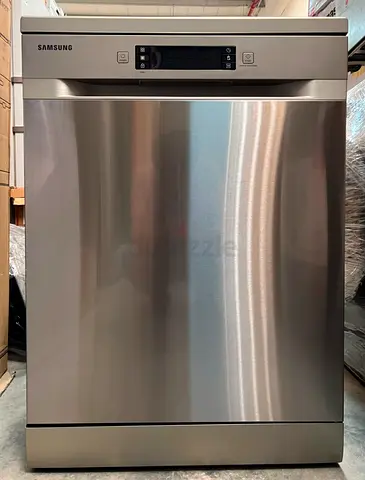 Samsung Dishwasher Freestanding 13 Place Setting Full Size Dishwasher with 1 Year Warranty