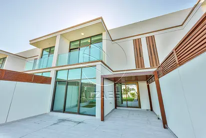 √ UPGRADED with Maid's Room | Landscaped Garden√