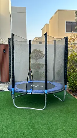 Kid's 6ft Trampoline with Safety Net - Good Condition