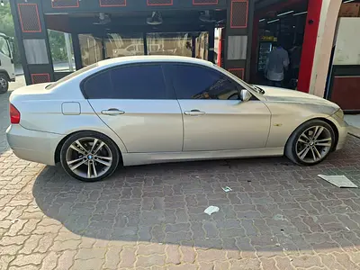 صورة 12 لـ 2008 BMW 3-SERIES