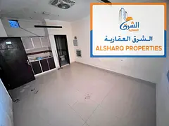 Studio apartment for employees or young people, large space, in a prime location