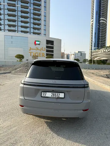 صورة 5 لـ 2025 LI AUTO L9