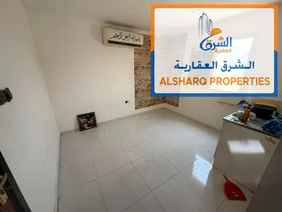 استديو _ ثاني صف كورنيش عجمان _ تكييف مركزي _ موقع مميز _ النخيل _ 15 ألف
