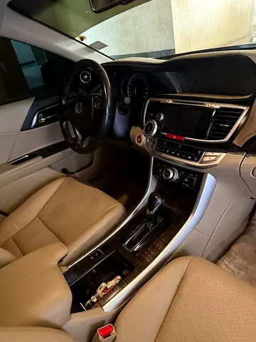 2015 Honda ACCORD — миниатюра 5